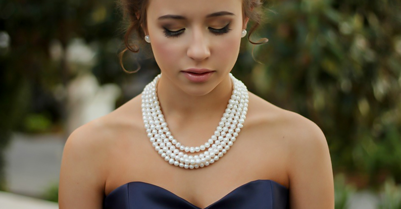 Tips for Wearing Pearls at a Wedding